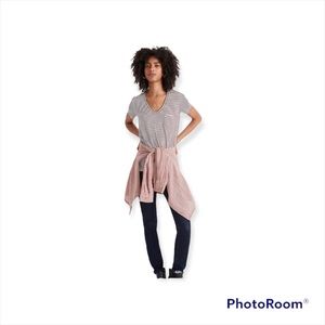 Madewell Whisper Cotton V Neck Pocket Tee Shirt